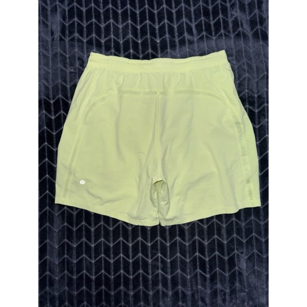 Lululemon Pale Lime Elastic Waist Lightweight Running Shorts